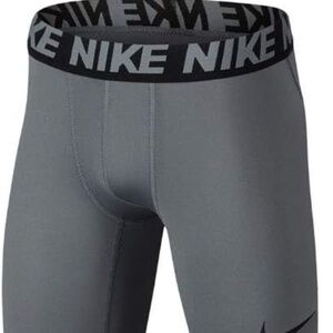 Nike Boy`s Base Layer 3/4 Compression Training Tights (Grey(895271-065)